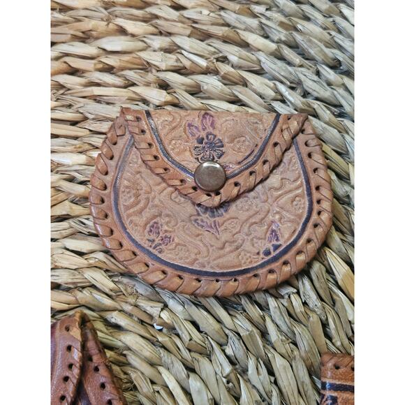 Vintage Hand-Tooled Leather Clutch Set – Matching Coin Purse & Bifold Wallet - Picture 4 of 4